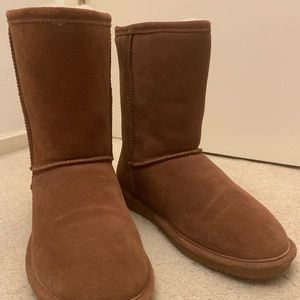 WORN ONCE FABULOUS CONDITION BEAR PAWS 8.5 W